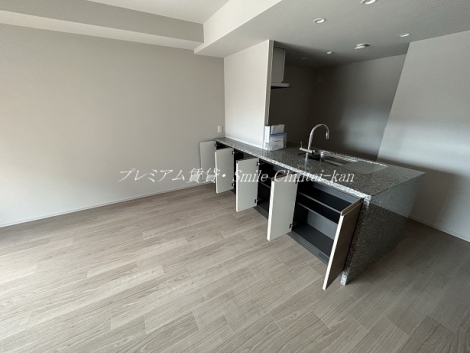 グランリソシエ烏丸御池