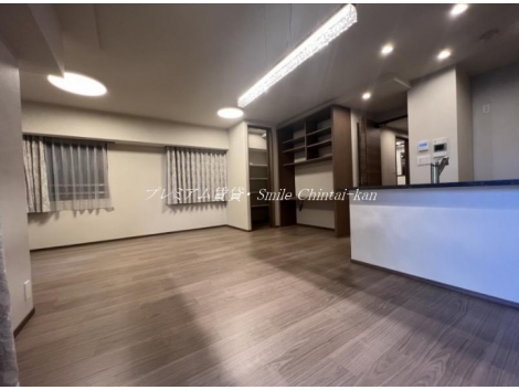 パラドール烏丸御所南グランデ