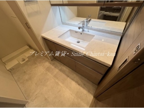 パラドール烏丸御所南グランデ