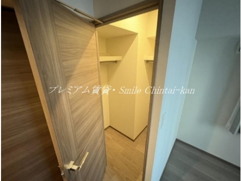 パラドール烏丸御所南グランデ