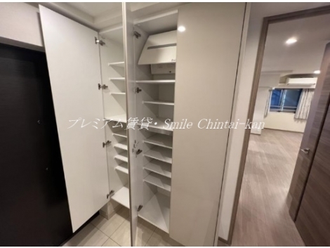 パラドール烏丸御所南グランデ