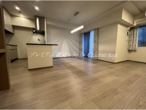 パラドール烏丸御所南グランデ