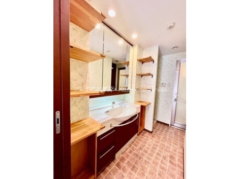 グランブルー三条柳馬場