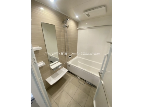 THE RESIDENCE 文化庁前