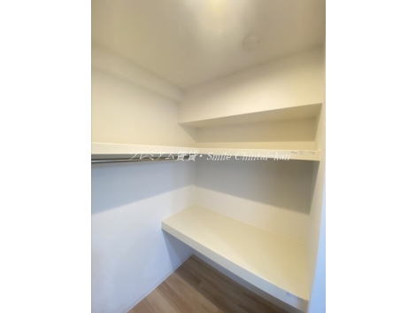 THE RESIDENCE 文化庁前