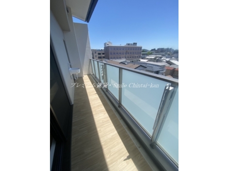 THE RESIDENCE 文化庁前