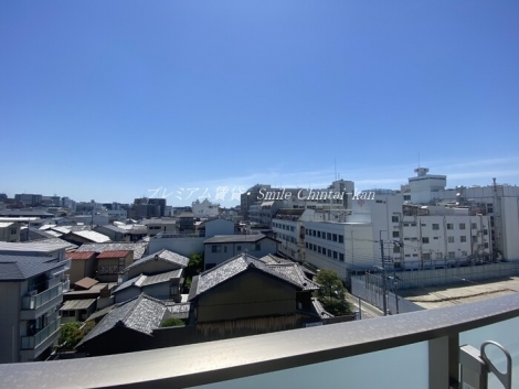 THE RESIDENCE 文化庁前