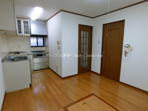 祇園町北側貸家