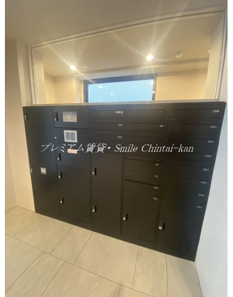 THE RESIDENCE 文化庁前